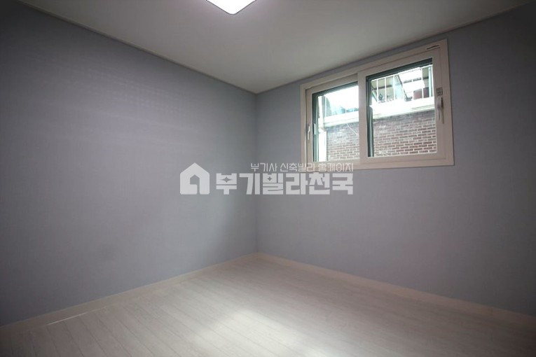 경기 군포시 당동 <(￣︶￣)> 감성 터지는 인테리어의 당동 3룸 현장 ~ 오픈 즉시 줄계약입니다. 서둘러 주세요 ~ 분양 매물번호 10942 사진 5