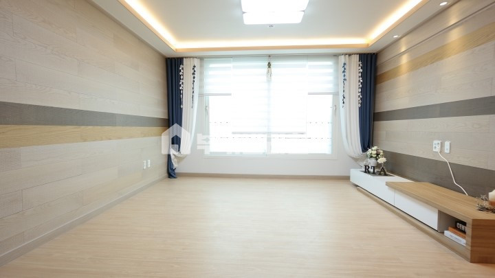 서울 송파구 석촌동 ☆ 9호선,8호선 따블로 이용가능 합니다 ~ 주차해놓고 출퇴근하세요 ~ 분양 매물번호 11250 사진 2