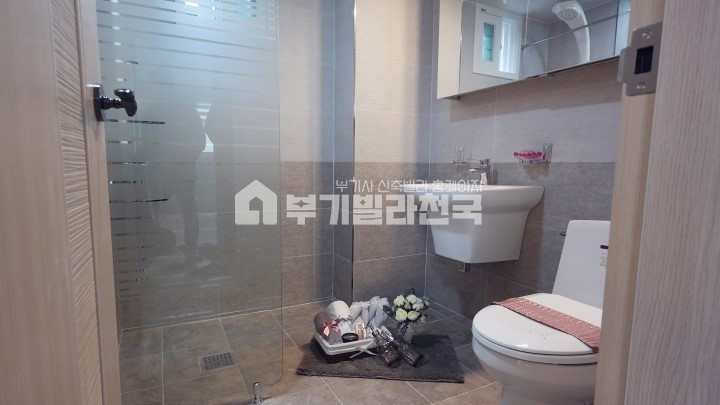 서울 송파구 석촌동 ☆ 9호선,8호선 따블로 이용가능 합니다 ~ 주차해놓고 출퇴근하세요 ~ 분양 매물번호 11250 사진 7