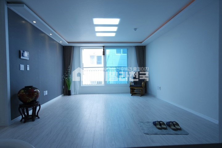 서울 동작구 상도동 ☆ 신대방삼거리역 인근 3룸 여러분이 찾던 그 매물입니다. 분양 매물번호 11046 사진 1