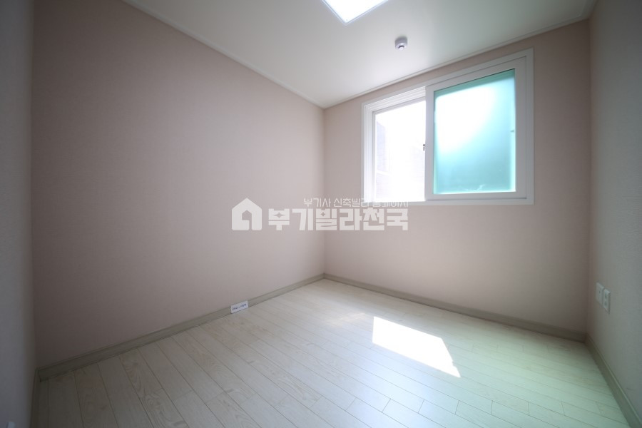 서울 중랑구 중화동 ☆ 중랑천 바로 옆 ☆ 7호선 중화역 도보이용 ☆ 완벽한 위치와 가격 !! ☆ 분양 매물번호 12389 사진 5