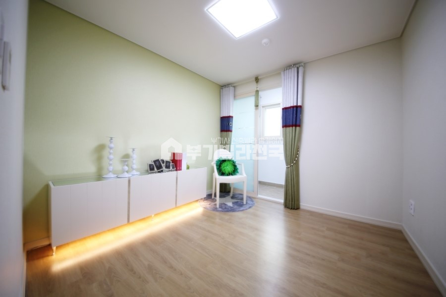 경기 성남중원구 성남동 성남 최고의 3룸 APT등기 완료 !! 몇세대 없는 APT입니다. 서둘러 주세요 ~ 분양 매물번호 12383 사진 7