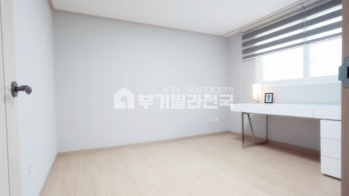경기 용인수지구 죽전동 ★ 분당선 죽전역 이용가능 ★ 신세계백화점등 편익시설 다수 ★ 3룸 실입 & 투자가치 최고의 3룸 ★ 분양 매물번호 10735 사진 3
