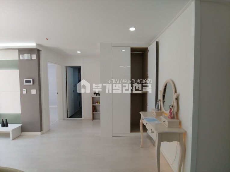 경기 성남수정구 태평동 ♥APT구조의 태평동 역세권 3룸입니다. 빠른연락이 좋은 집을 구하시는 지름길 입니다. 분양 매물번호 10607 사진 4