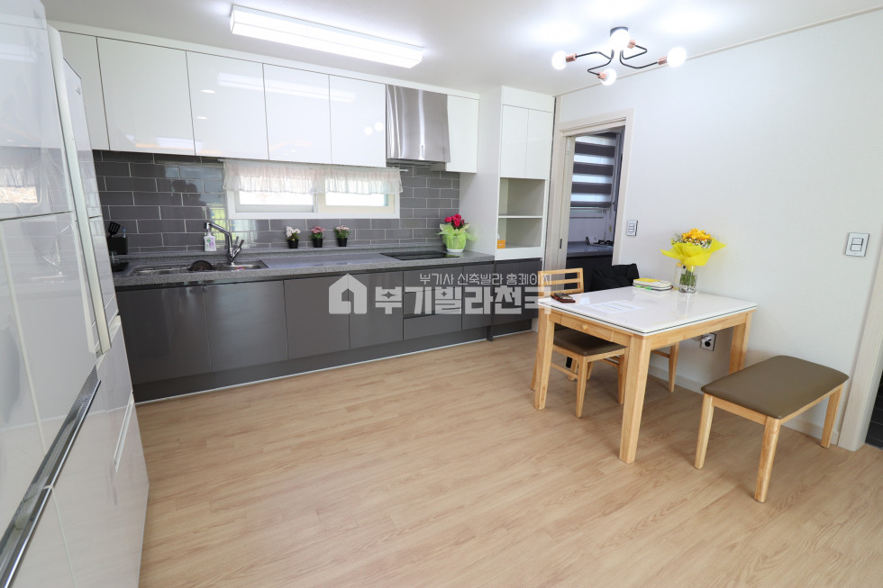경기 고양시 덕양구 내유동 테라스 ! , 보조주방 , 실평수 33평 , 정남향 , 버스정류장 분양 매물번호 13968 사진 5
