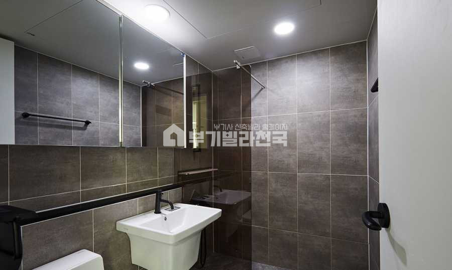 경기 부천소사구 심곡본동 최고급자재 , 넓은평수 , 대가족 환영 분양 매물번호 11363 사진 8