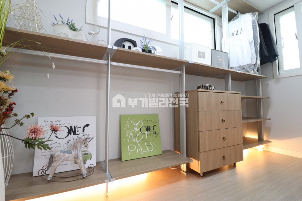 경기 파주시 동패동 드레스룸 , 정남향 , 이쁜인테리어 분양 매물번호 13794 사진 8