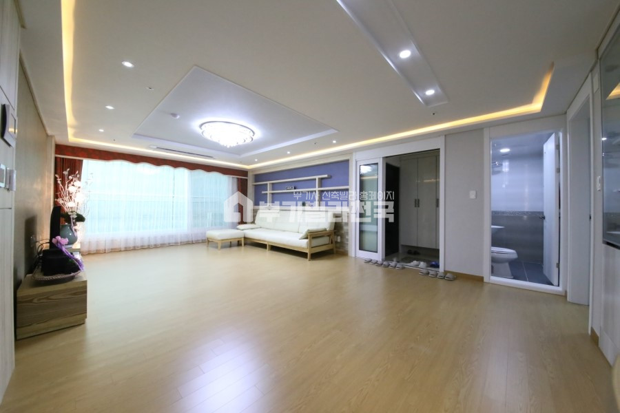 경기 고양시 덕양구 삼송동 너무 넓어서 사진에 찍히지가 않아요 ~ 직접 확인해 보시죠 ~ 분양 매물번호 12357 사진 2