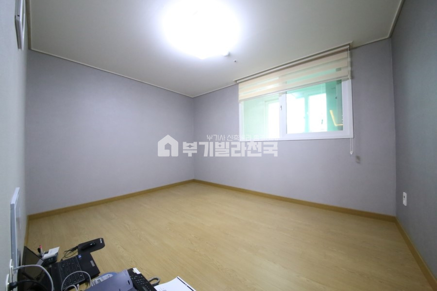경기 고양시 덕양구 삼송동 너무 넓어서 사진에 찍히지가 않아요 ~ 직접 확인해 보시죠 ~ 분양 매물번호 12357 사진 6