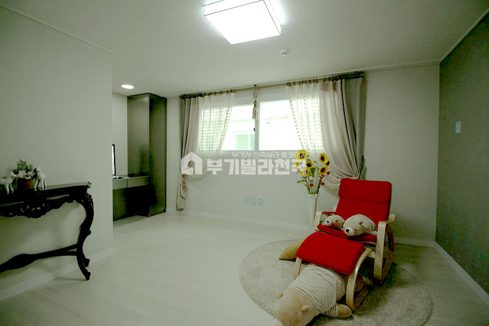경기 광주시 오포읍 능평리 ◈능평리◈양창으로 개방감 좋은 신축 쓰리룸◈ 낮은 입주금으로 부담없이~~◈ 분양 매물번호 13990 사진 4