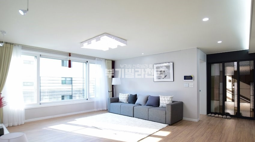 서울 서대문구 홍제동 주방 까지 들어오는 눈부신 채광 , 전세대 정남향 구조 분양 매물번호 14247 사진 1