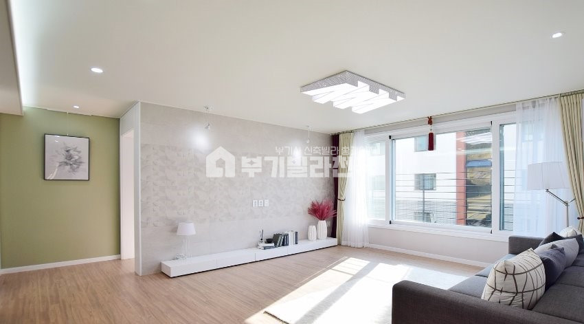 서울 서대문구 홍제동 주방 까지 들어오는 눈부신 채광 , 전세대 정남향 구조 분양 매물번호 14247 사진 2