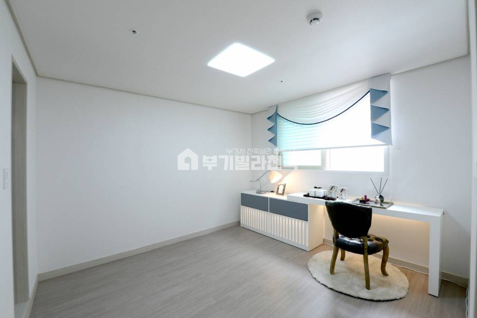 경기 성남분당구 서현동 ◈ 서현동 신축 ◈ 줄서서 기다려야 볼수 있는 매물 ◈ 햇살 가득한 쓰리룸이에요~!!◈ 분양 매물번호 14450 사진 5
