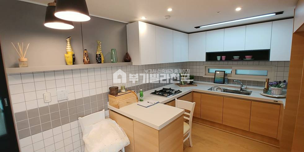 서울 중랑구 묵동 ​◈ 묵동 ◈ 산뜻하고 모던한 디자인의 정남향으로 따사로운 햇살이 가득한 신축 3룸 ​◈ 분양 매물번호 14864 사진 3