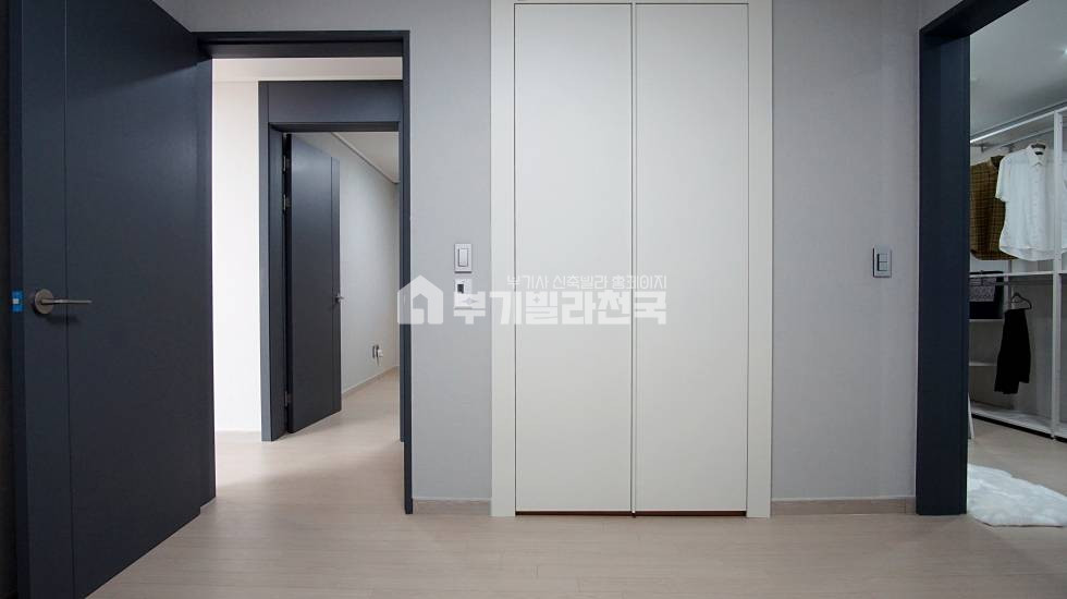 경기 성남분당구 궁내동 ◈ 쾌적한 환경 고급스러운 주거공간으로 완성된 궁내동 신축 3룸 ◈ 분양 매물번호 15326 사진 4