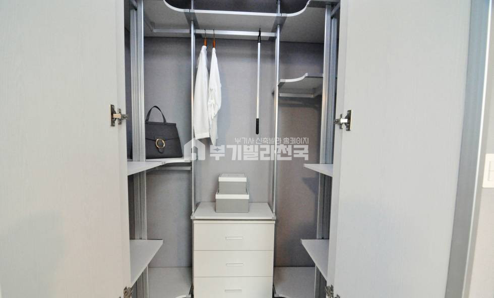 서울 금천구 가산동 ◈ 빵빵한 옵션과 디데일이 살아있는 가산동 신축3룸 대박현장 입니다~~~ ◈ 분양 매물번호 15404 사진 4