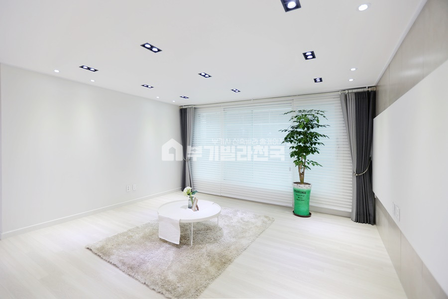 경기 고양시 덕양구 관산동 ♥♡주방이 정말 이쁘게 잘나왔어요♥♡드레스룸도 같이 보시죠♥♡ 분양 매물번호 14549 사진 1