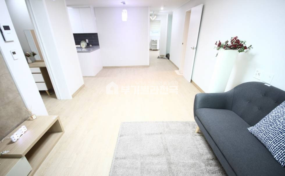 경기 용인수지구 상현동 ◈ 상현동 귀한 신축 3룸 ◈ 잘빠진 구조의 3룸 투어가요~~~ ◈ 실입주금 걱정 마세요^^ ◈ 분양 매물번호 15524 사진 2